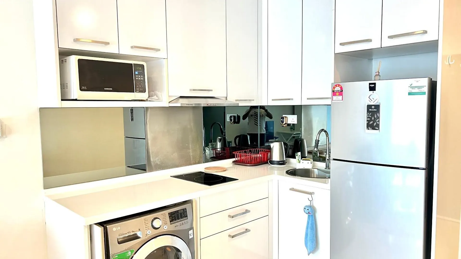 Summer Suites Victory House Куала-Лумпур Апартаменты